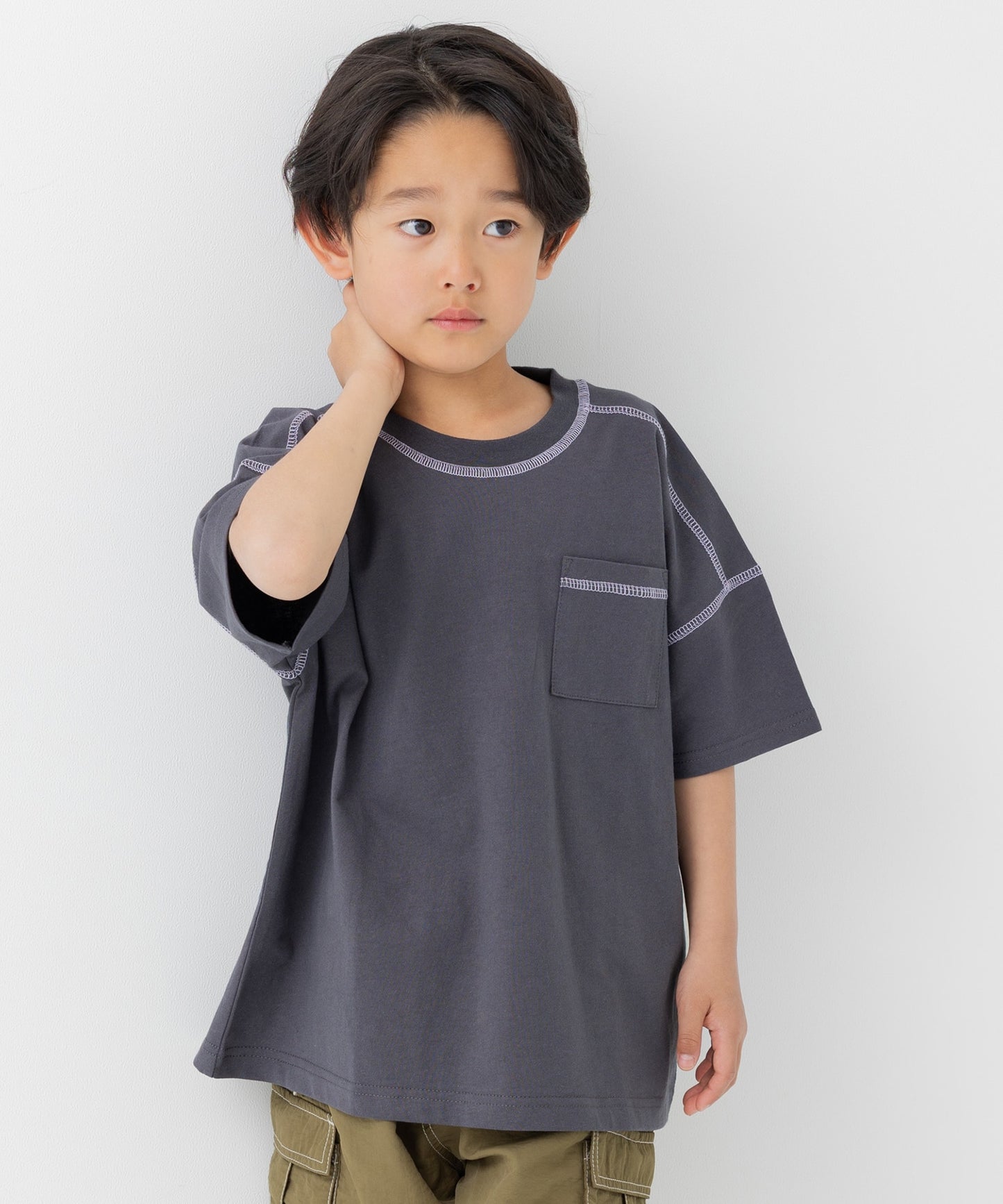 配色ステッチ半袖Tシャツ