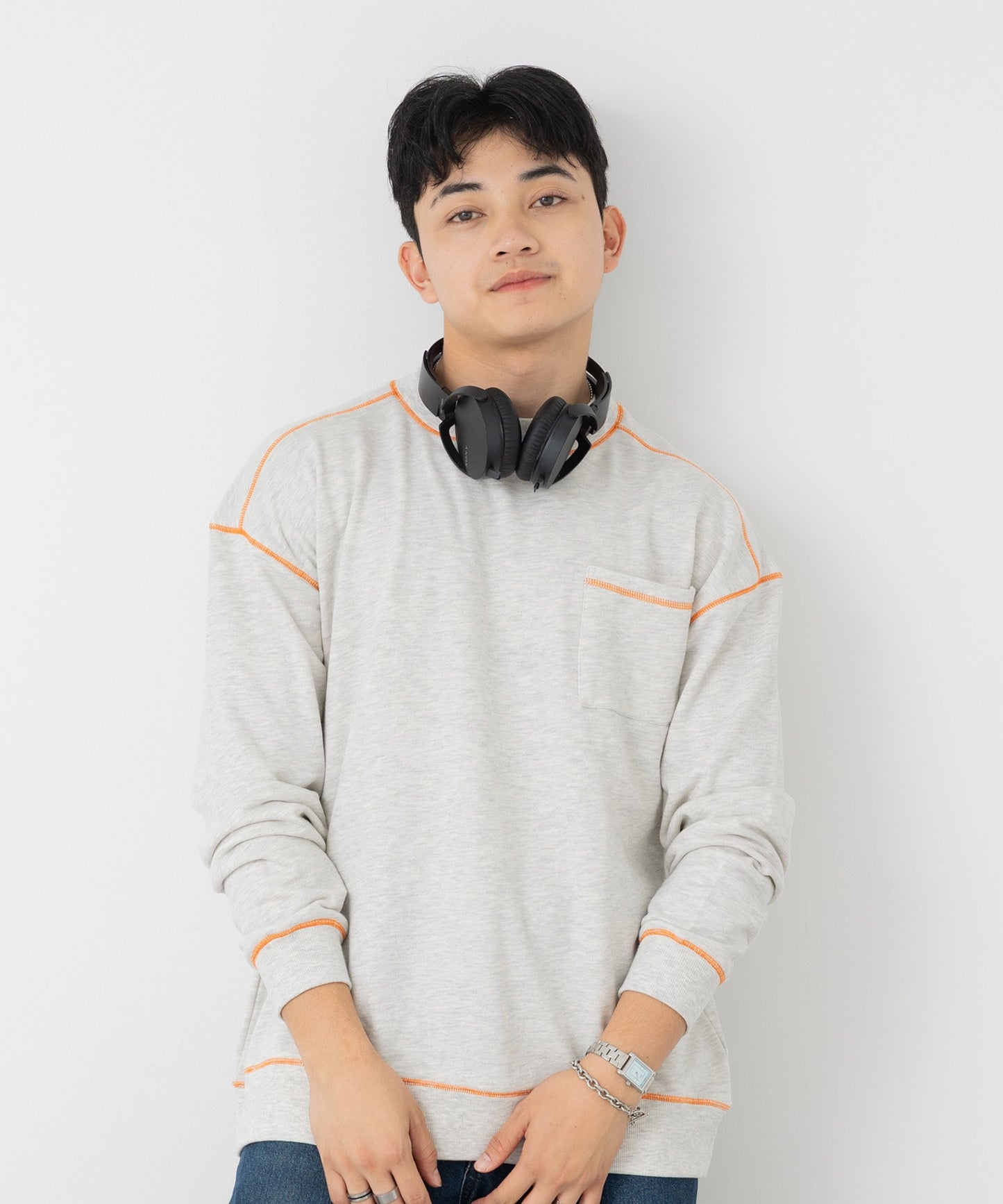 配色ステッチトレーナー（大人）