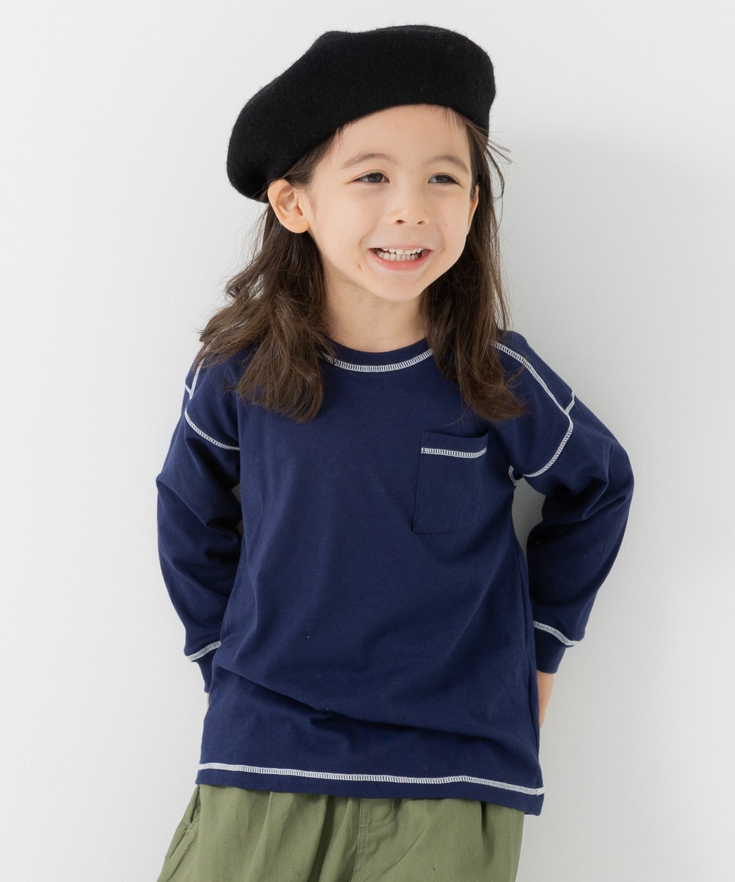 配色ステッチ長袖Tシャツ