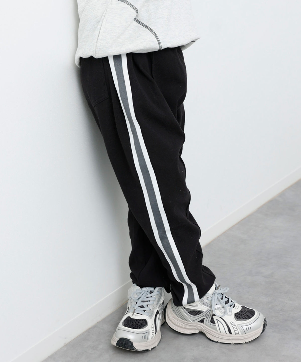 ハイパーストレッチ脇ラインバルーンパンツ